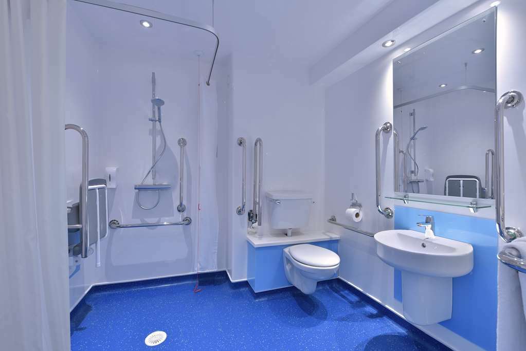 Travelodge Newbury Tot Hill Quarto foto